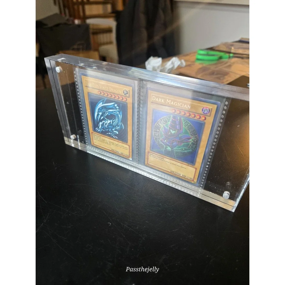 Vtg Yu-Gi-Oh Blue-Eyes White Dragon Dark Magician Card With Acrylic Frame Case